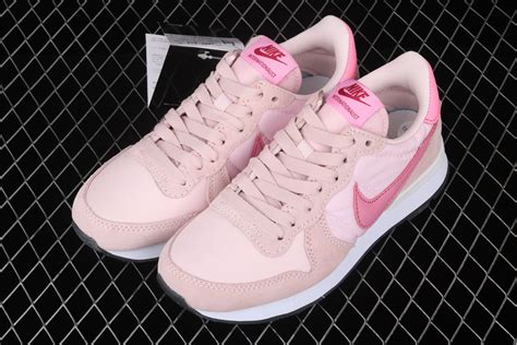 nike sneaker weiß pink|nike pink sneakers for women.